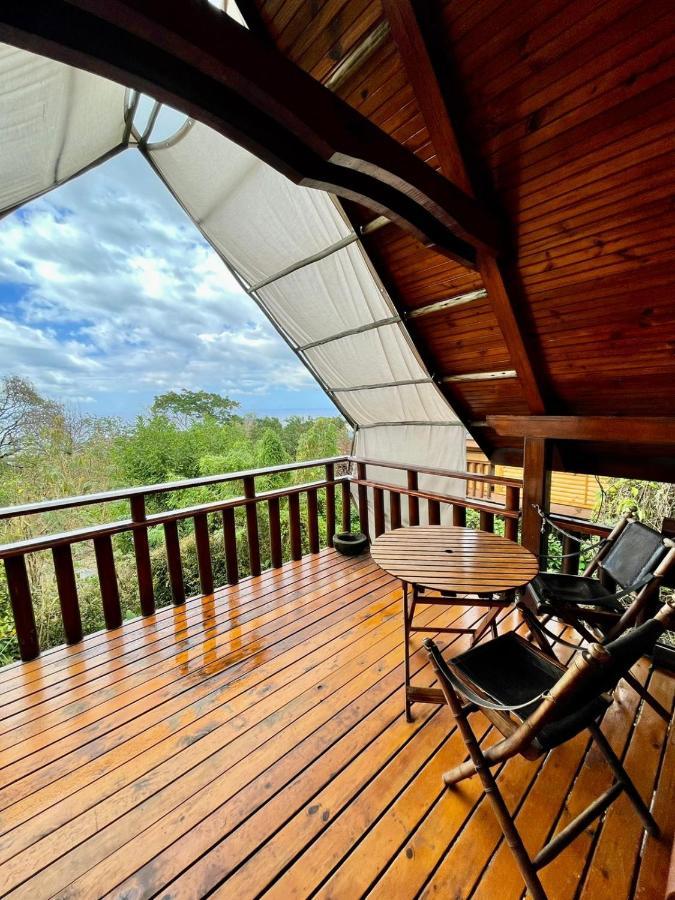 Lodge Roche Tamarin La Possession Exterior photo