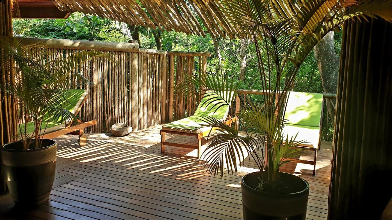 Lodge Roche Tamarin La Possession Exterior photo